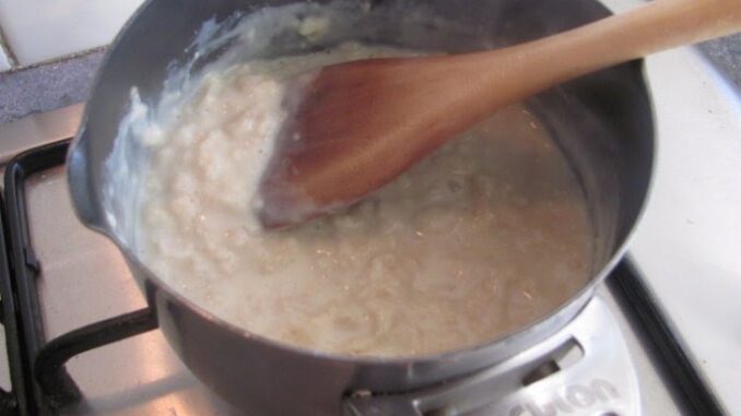 631878e2-3a94-4cb4-9ae3-4a6c0a0a0a64-kuvanje-ovsene-kase-1-690x480